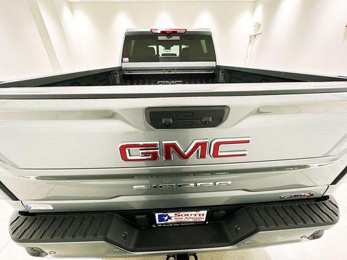 Sterling Metallic 2026 GMC Sierra 2500 AT4