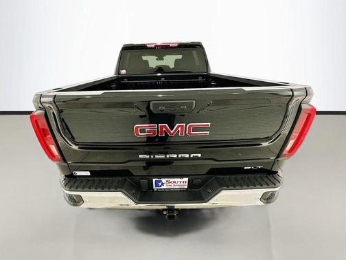 Onyx Black 2026 GMC Sierra 1500 SLT
