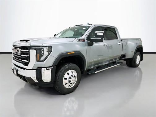 2026 GMC Sierra 3500 SLT