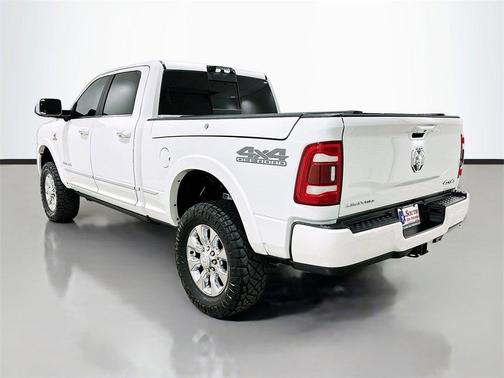 2022 RAM 2500 Limited Crew Cab 4x4 6'4' Box
