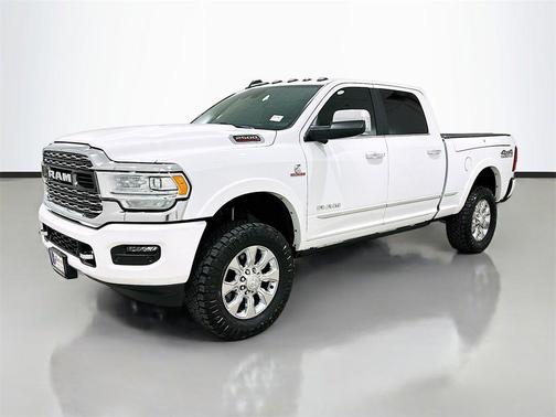 2022 RAM 2500 Limited Crew Cab 4x4 6'4' Box