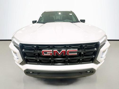 Summit White 2026 GMC Canyon Elevation