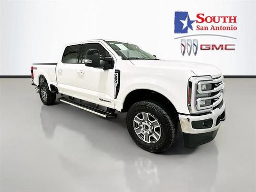 Star White Metallic Tri-Coat 2026 Ford F-250 Lariat