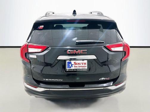 Ebony Twilight Metallic 2024 GMC Terrain AWD AT4