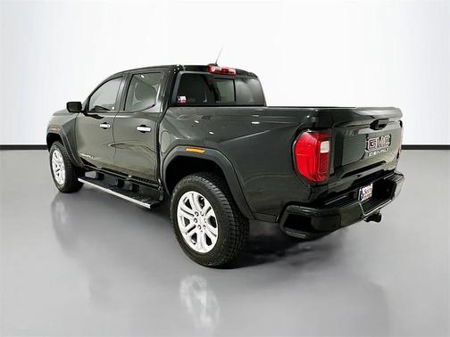 2023 GMC Canyon Denali