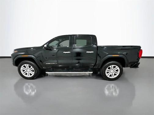 2023 GMC Canyon Denali