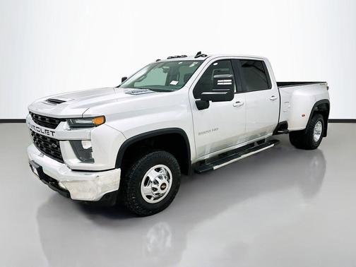 Silver Ice Metallic 2022 Chevrolet Silverado 3500 LT