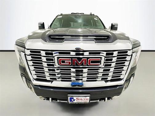 2025 GMC Sierra 2500 Denali