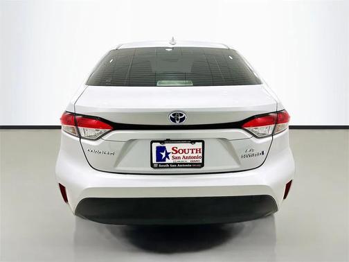 2023 Toyota Corolla Hybrid LE