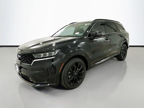 Ebony Black 2022 Kia Sorento SX