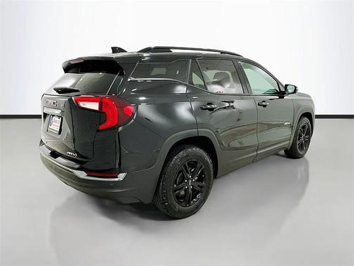 2024 GMC Terrain AWD AT4