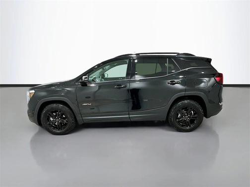 2024 GMC Terrain AWD AT4