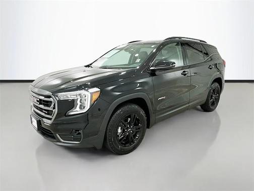 2024 GMC Terrain AWD AT4