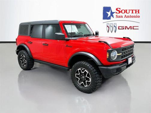 Race Red 2022 Ford Bronco Base