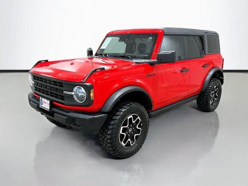 Race Red 2022 Ford Bronco Base