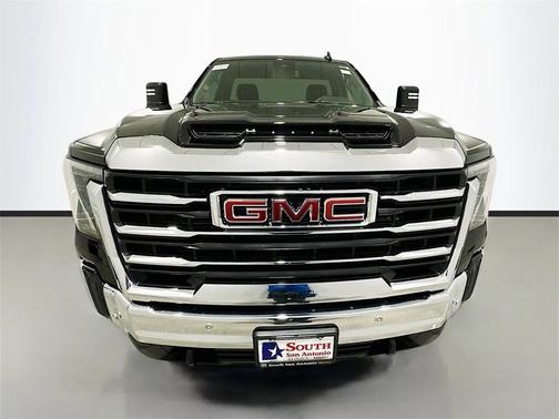 2025 GMC Sierra 2500 SLE