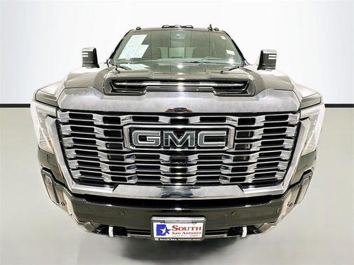 2024 GMC Sierra 3500 Denali