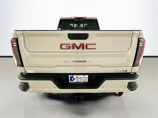2026 GMC Sierra 2500 AT4