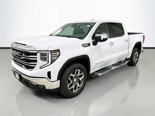 Glacier White Tricoat 2026 GMC Sierra 1500 SLT