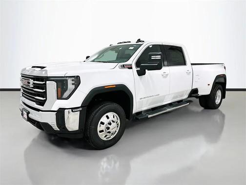 2026 GMC Sierra 3500 SLE