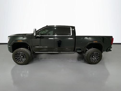 Onyx Black 2025 GMC Sierra 2500 Denali Ultimate