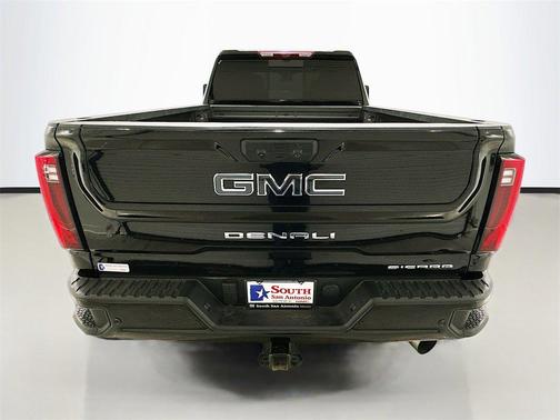 2025 GMC Sierra 2500 Denali Ultimate