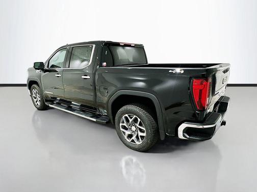 Onyx Black 2026 GMC Sierra 1500 SLT
