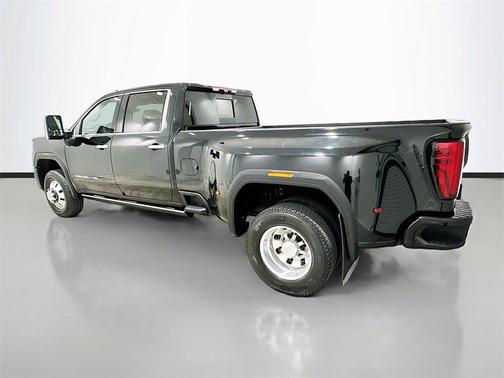 2025 GMC Sierra 3500 Denali
