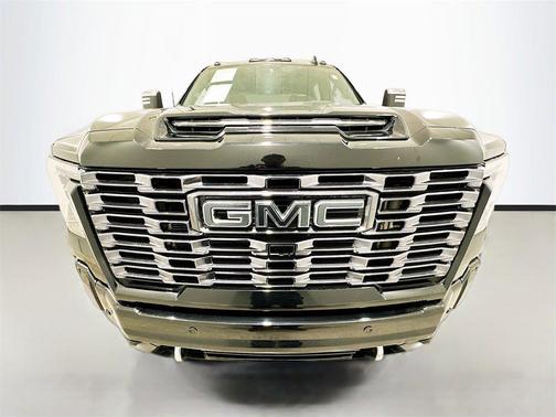 2025 GMC Sierra 3500 Denali