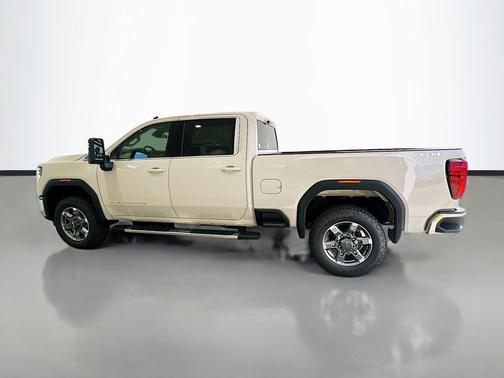 Coastal Dune 2026 GMC Sierra 2500 SLE