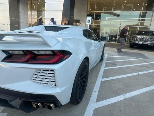 Ceramic Matrix Gray Metallic 2021 Chevrolet Corvette Stingray w/2LT