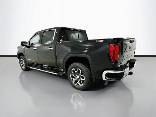 Onyx Black 2026 GMC Sierra 1500 SLT