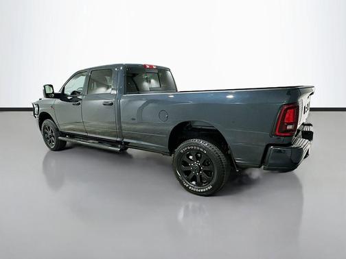 2026 RAM 2500 Black Express Crew Cab 4x4 8' Box