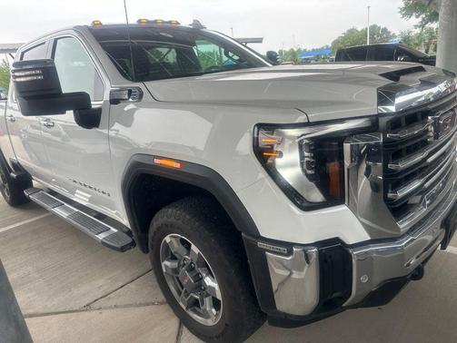Summit White 2025 GMC Sierra 2500 SLT