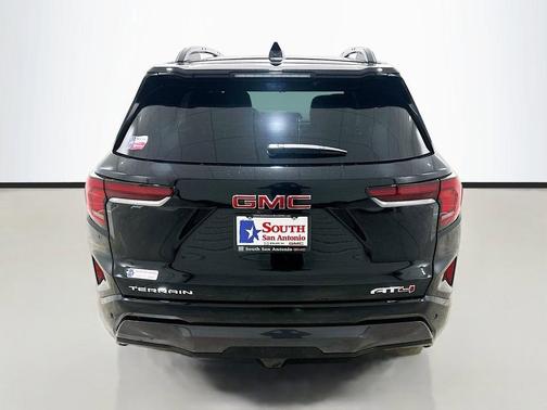 Ebony Twilight Metallic 2026 GMC Terrain AWD AT4