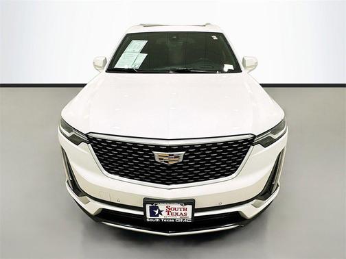 2022 Cadillac XT6 Premium Luxury FWD