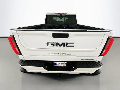 White Frost Tricoat 2024 GMC Sierra 1500 Denali Ultimate