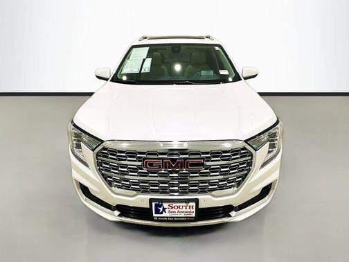 White Frost Tricoat 2024 GMC Terrain Denali
