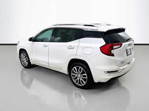 White Frost Tricoat 2024 GMC Terrain Denali