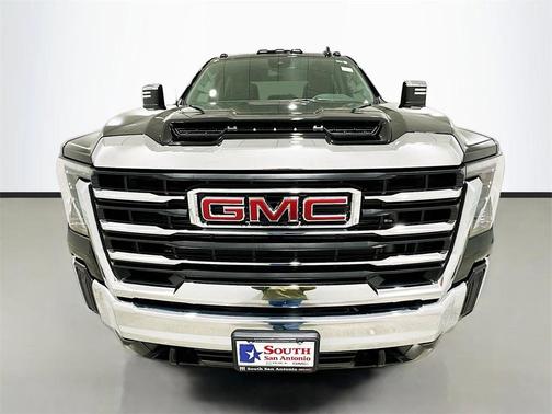 2026 GMC Sierra 3500 SLT