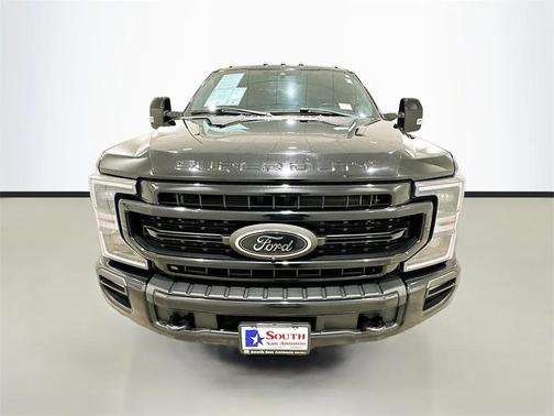 2022 Ford F-350 Lariat