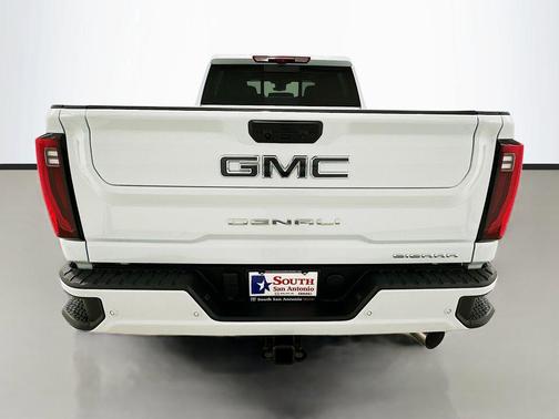 Glacier White Tricoat 2026 GMC Sierra 2500 Denali Ultimate