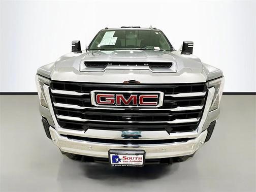 2025 GMC Sierra 2500 SLT