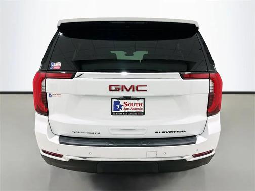 2026 GMC Yukon XL 4WD Elevation