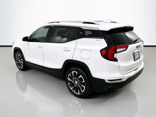 Summit White 2023 GMC Terrain SLT