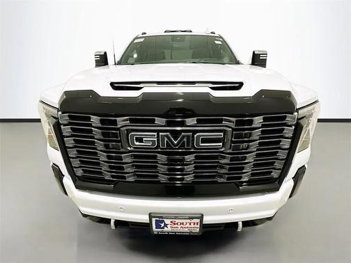 2026 GMC Sierra 3500 Denali