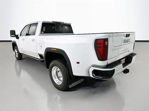 2026 GMC Sierra 3500 Denali