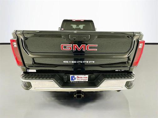 2026 GMC Sierra 3500 SLT