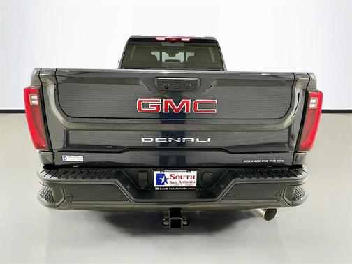2026 GMC Sierra 2500 Denali