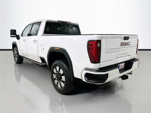 2025 GMC Sierra 2500 Denali